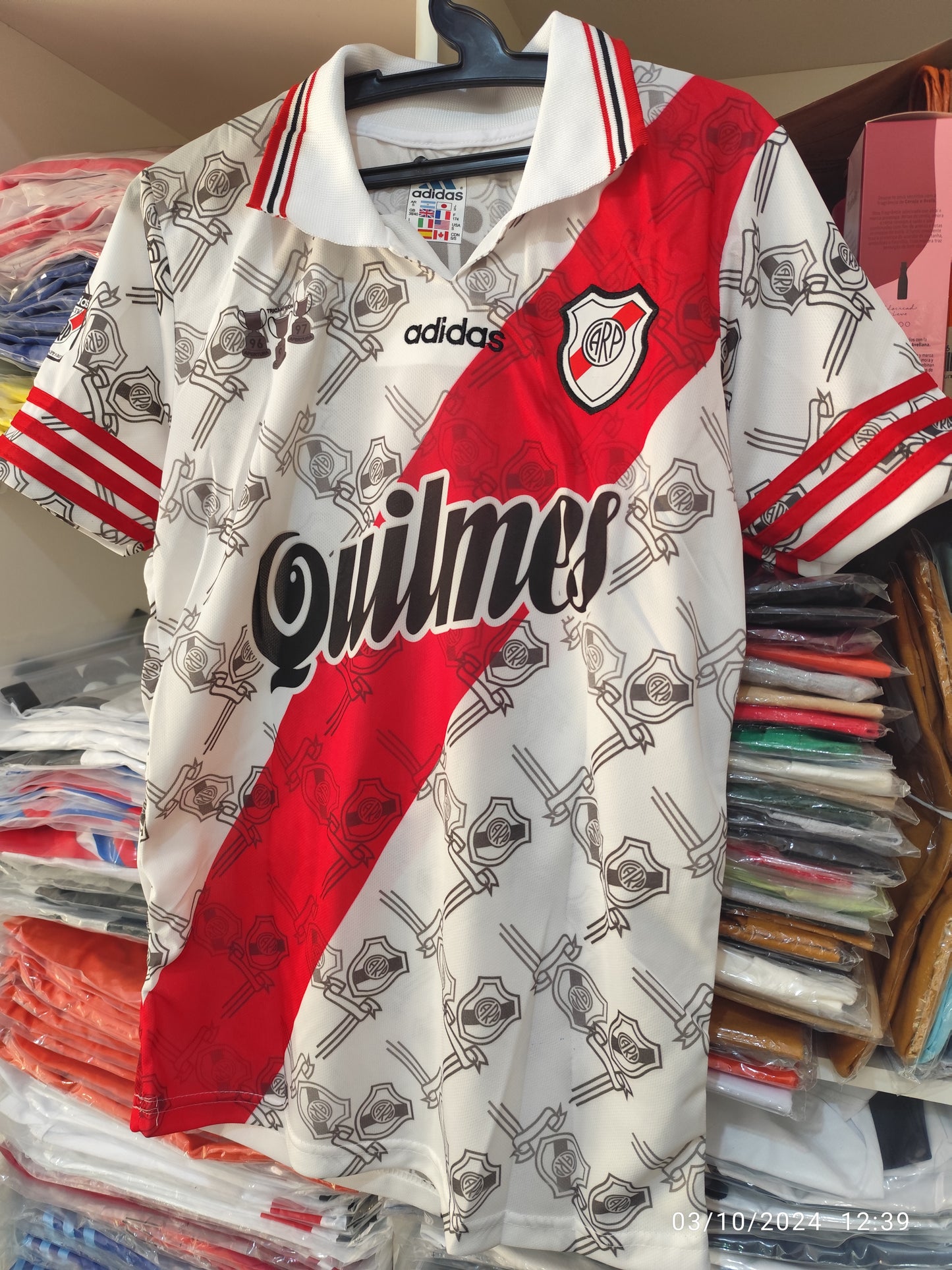 Retro River 1996