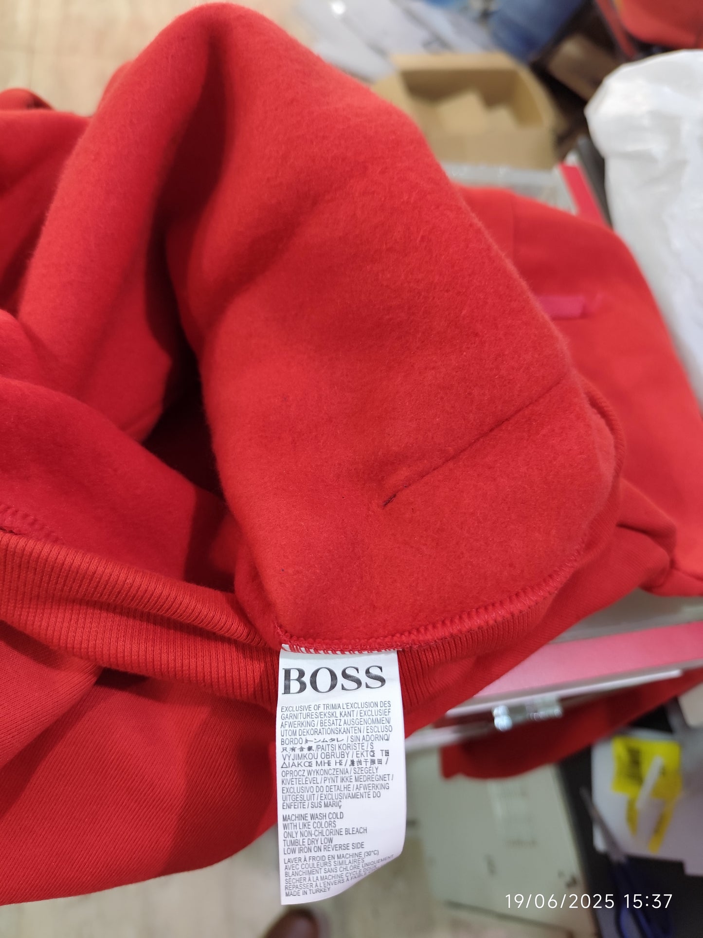 Moleton Hugo Boss 3 Cabos con Capucha primera linea brasilera