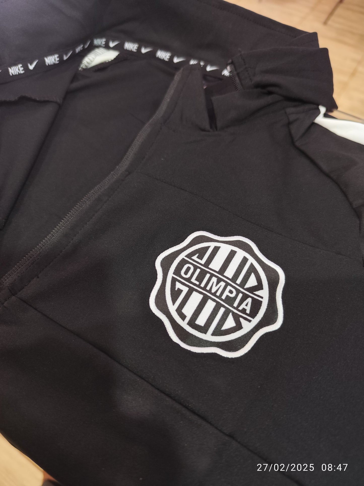 Conjunto Olimpia Tailandesa 1.1