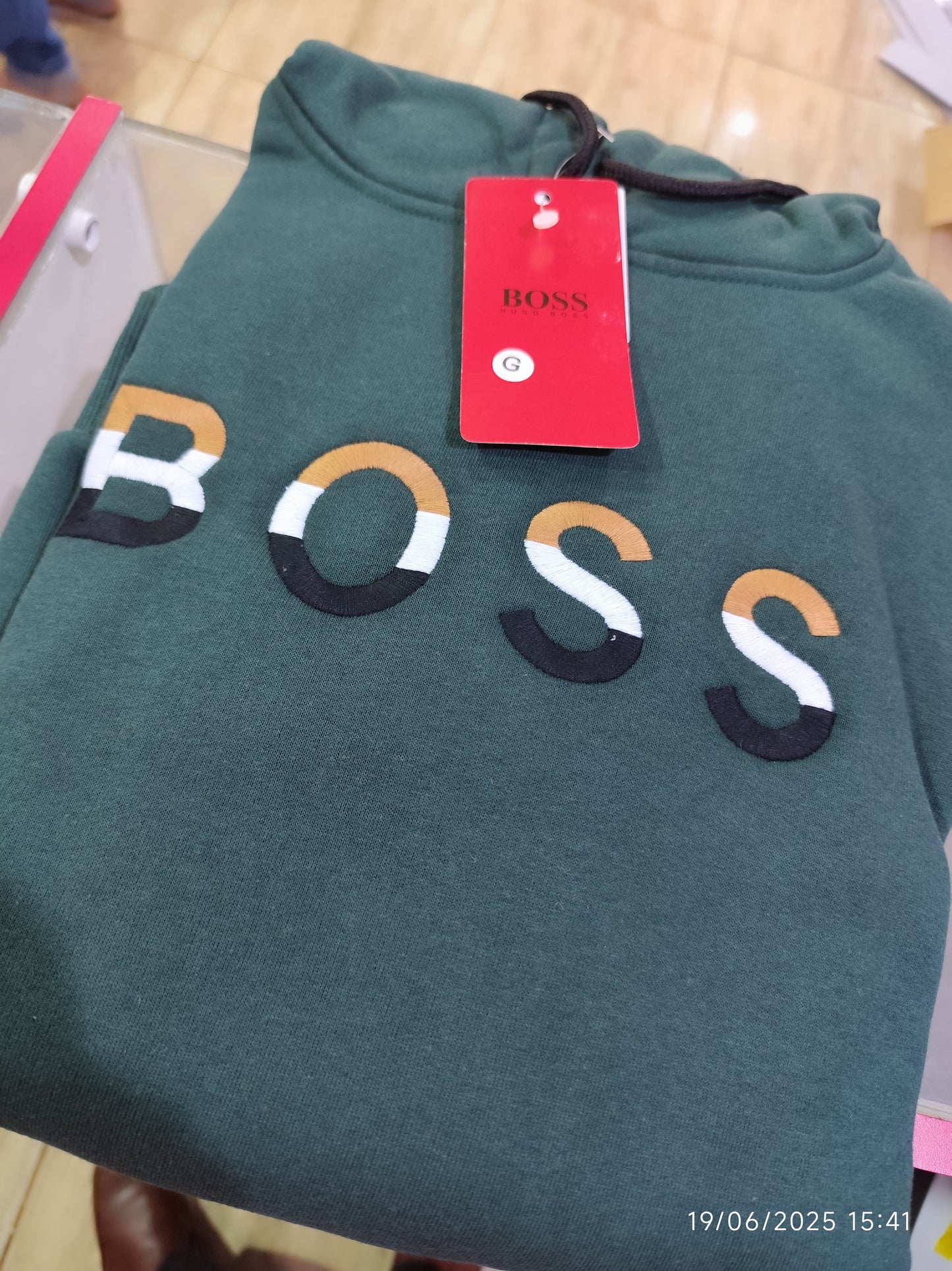 Moleton Hugo Boss 3 Cabos con Capucha primera linea brasilera