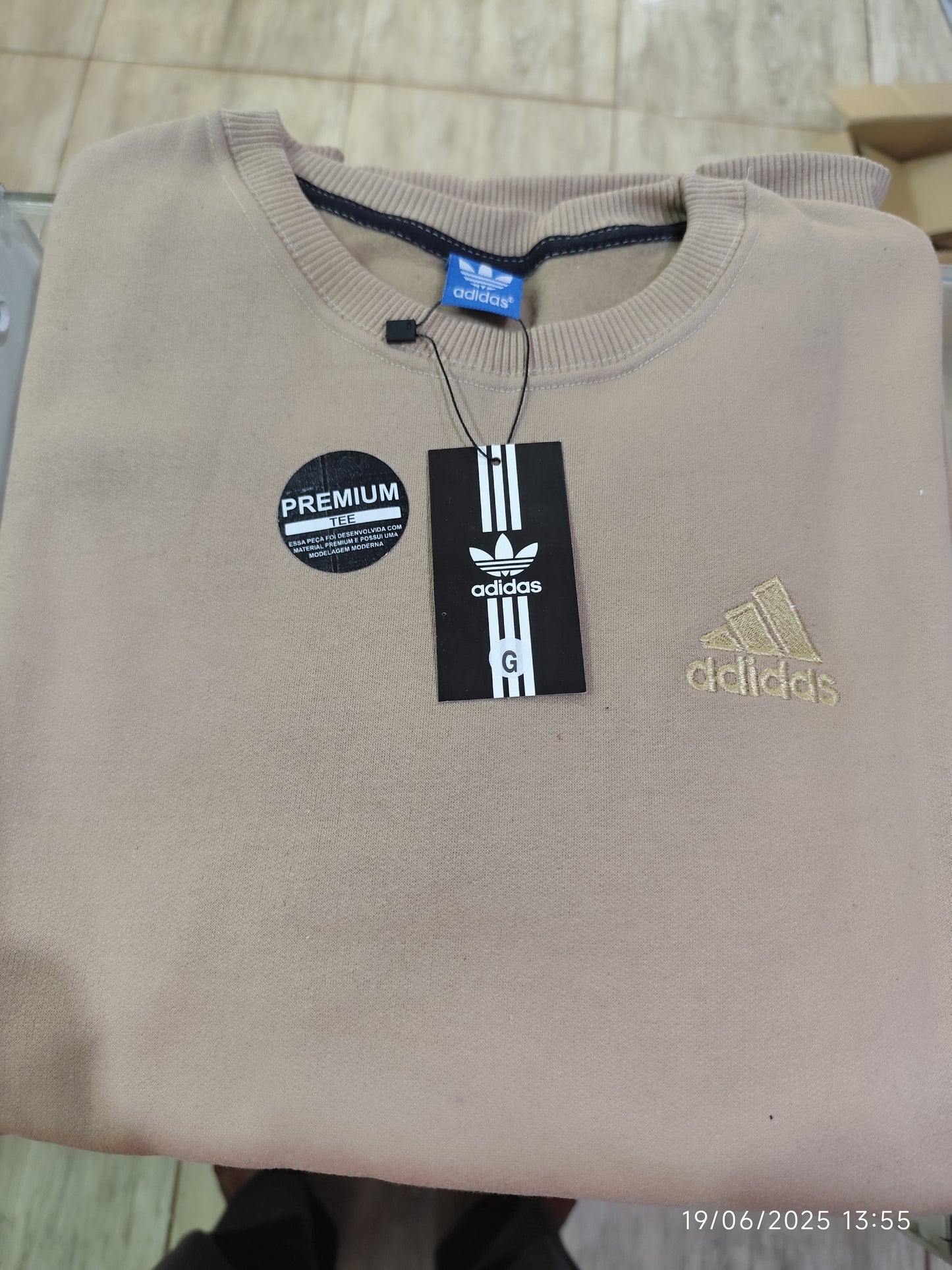 Moleton Adidas sin capucha brasilera primera linea