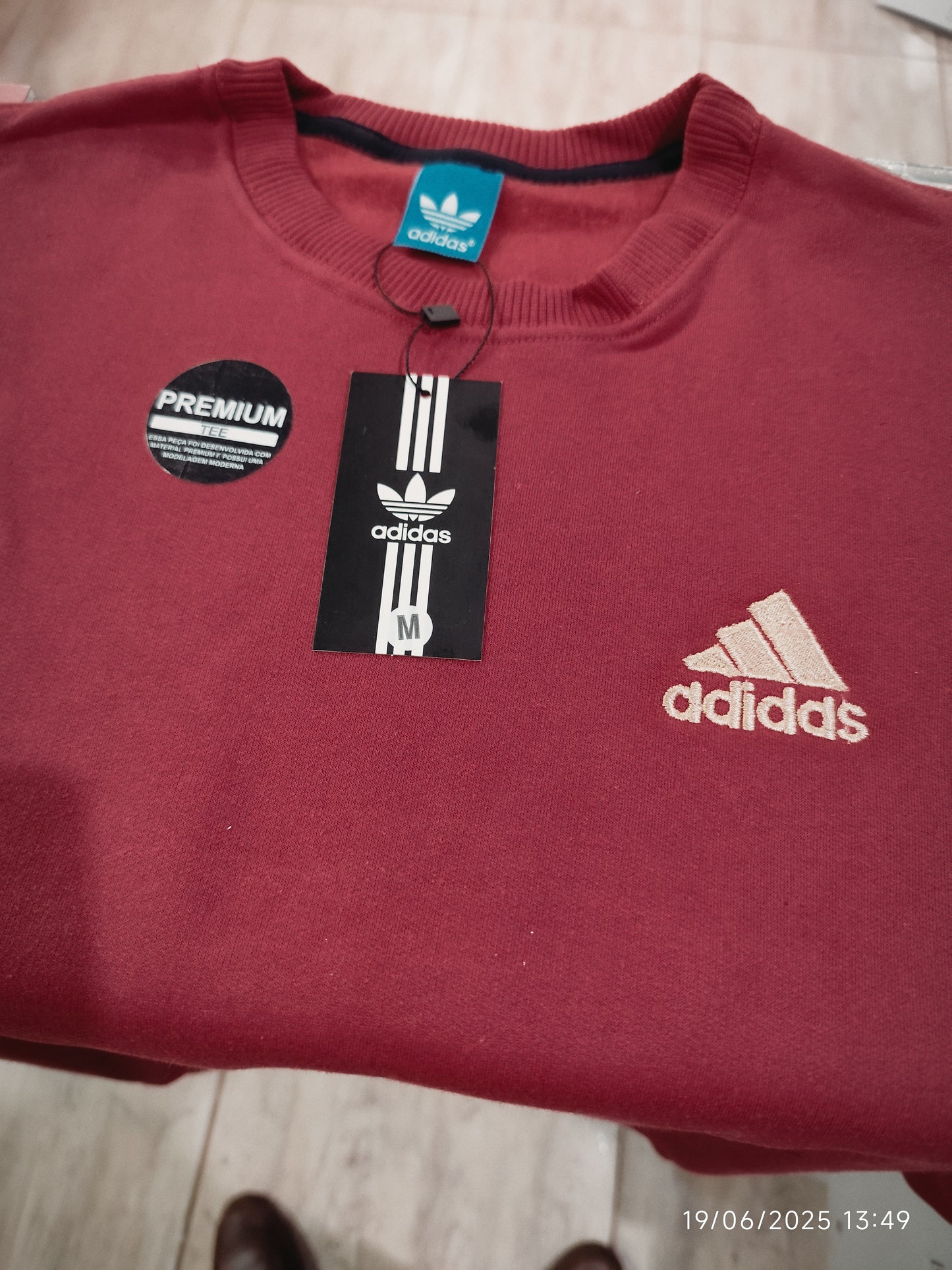 Moleton Adidas sin capucha brasilera primera linea