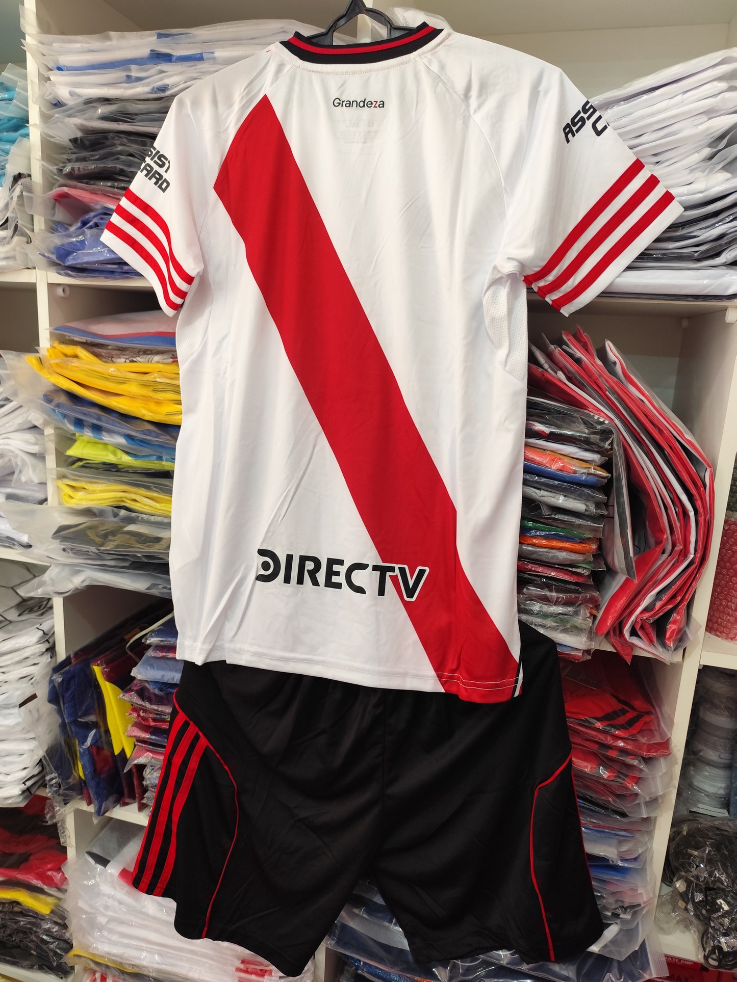 Conjunto Infantil River Plate Mod 2026 Tailandesa 1.1