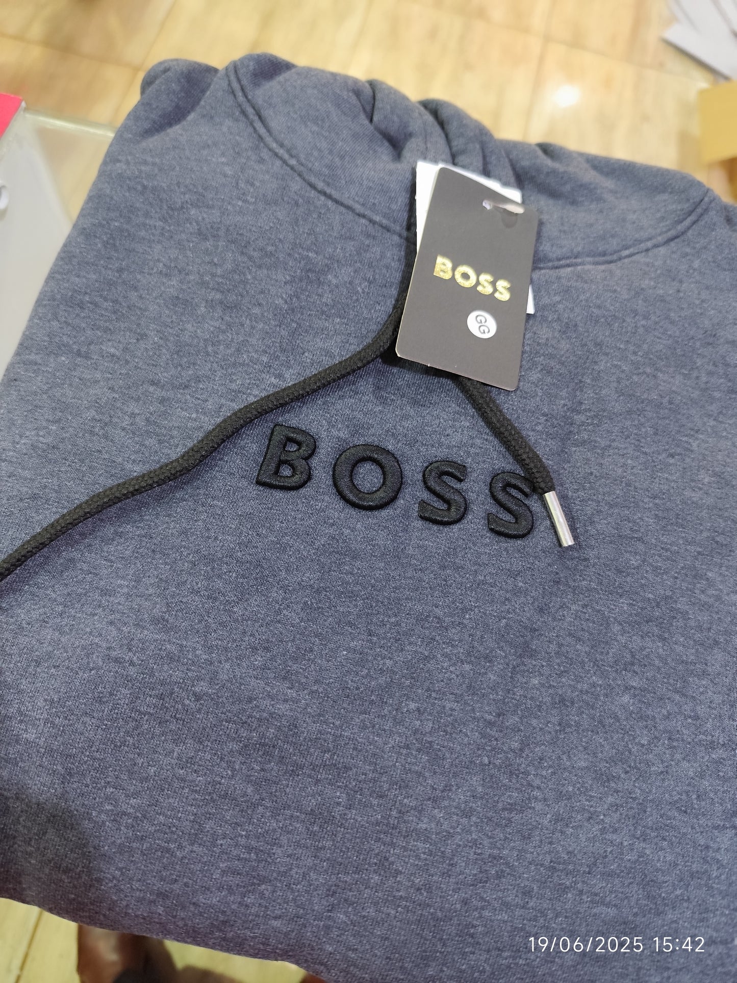 Moleton Hugo Boss 3 Cabos con Capucha primera linea brasilera