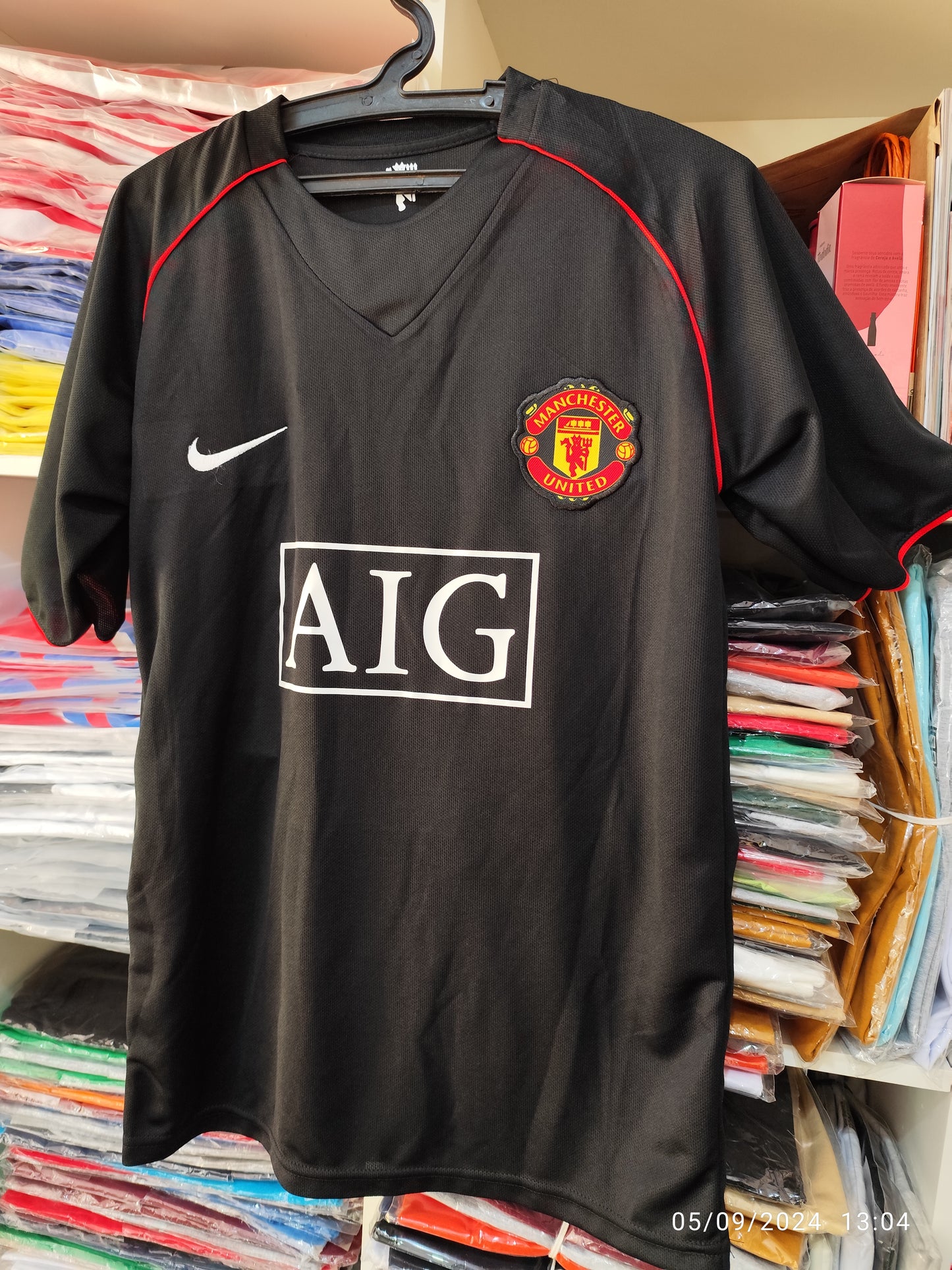 Retro Manchester Ronaldo
