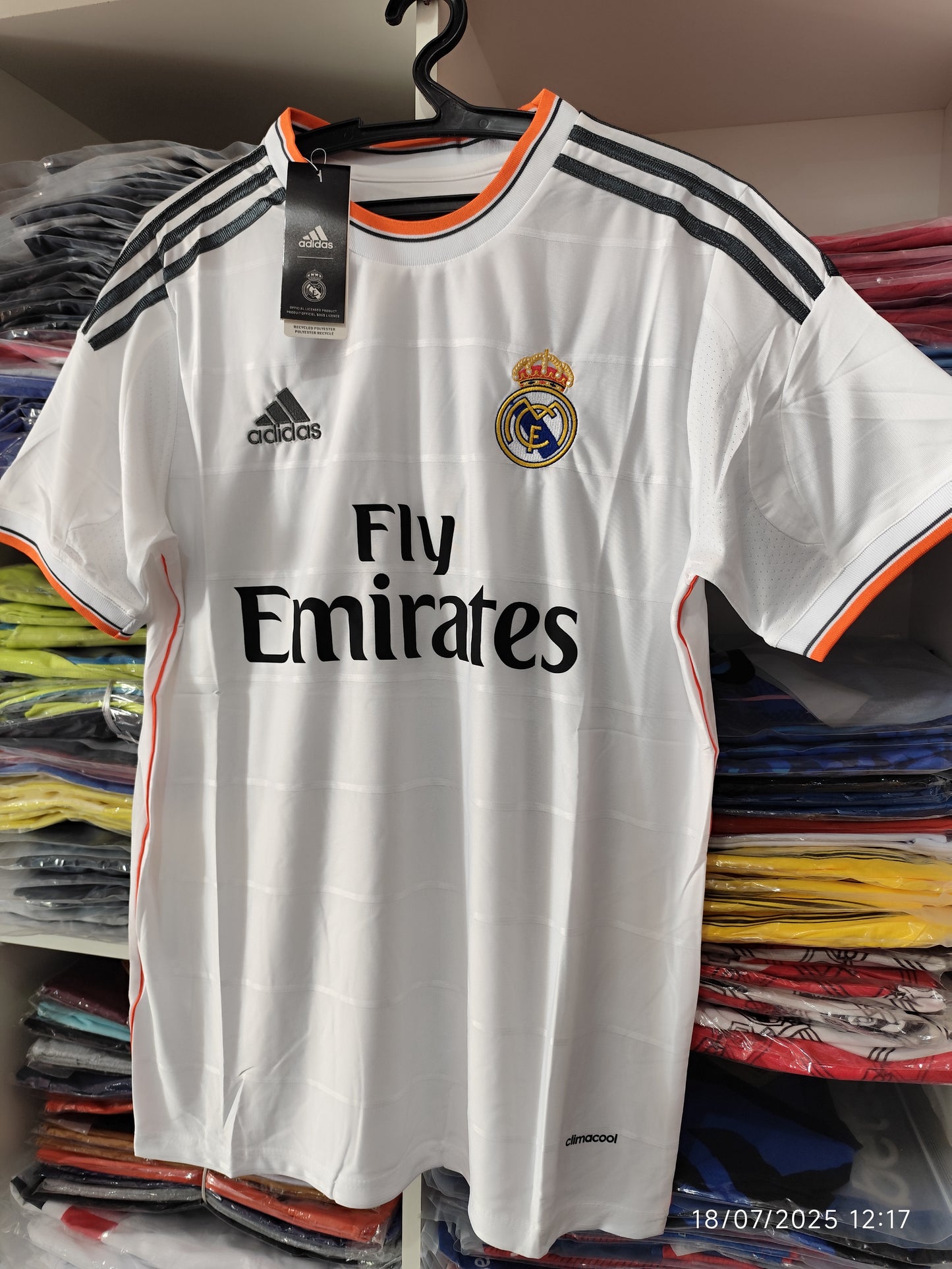 Retro Real Madrid 2013/2014 Tailandesa 1.1
