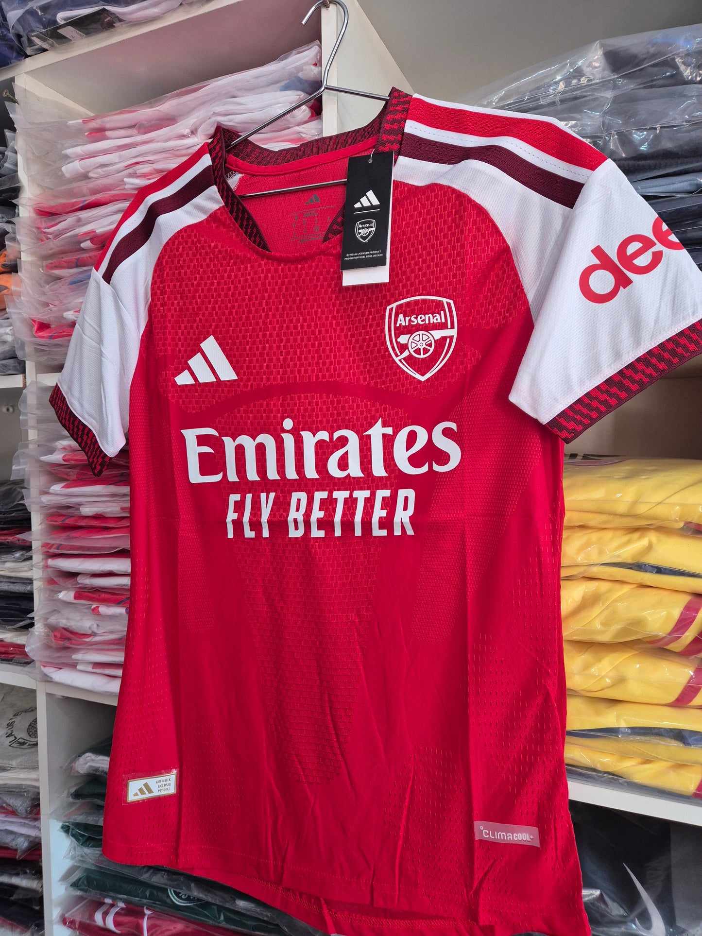 Arsenal 2027 V. Jugador Tailandesa 1.1
