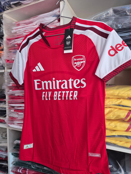 Arsenal 2027 V. Jugador Tailandesa 1.1