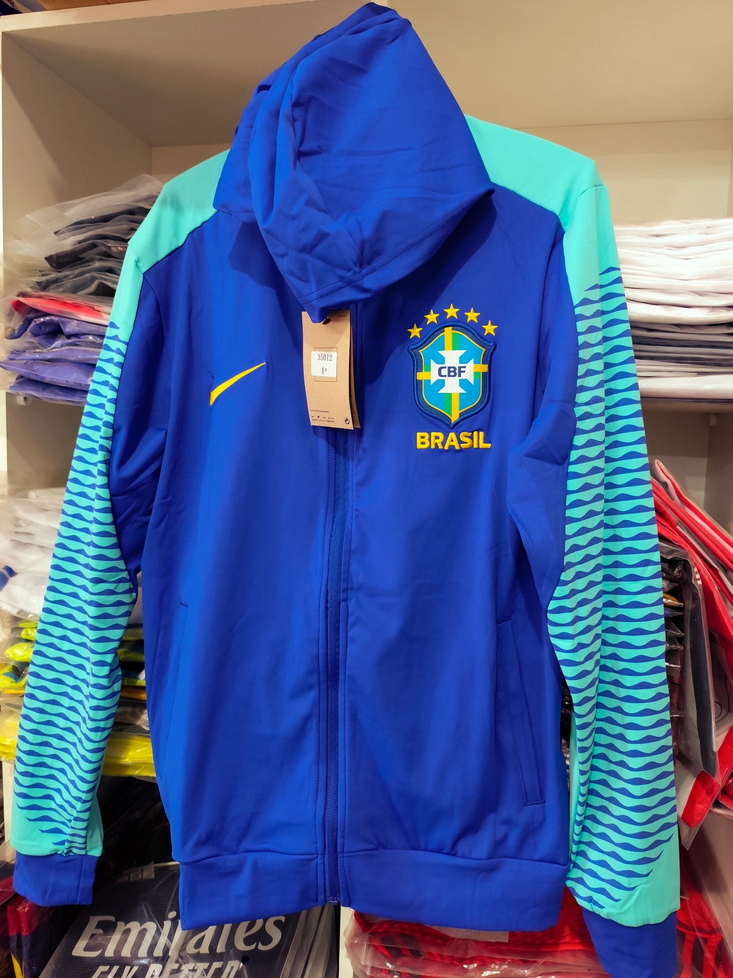 Conjunto de Buso Brasil Tailandesa 1.1 Con Capucha quita y pone