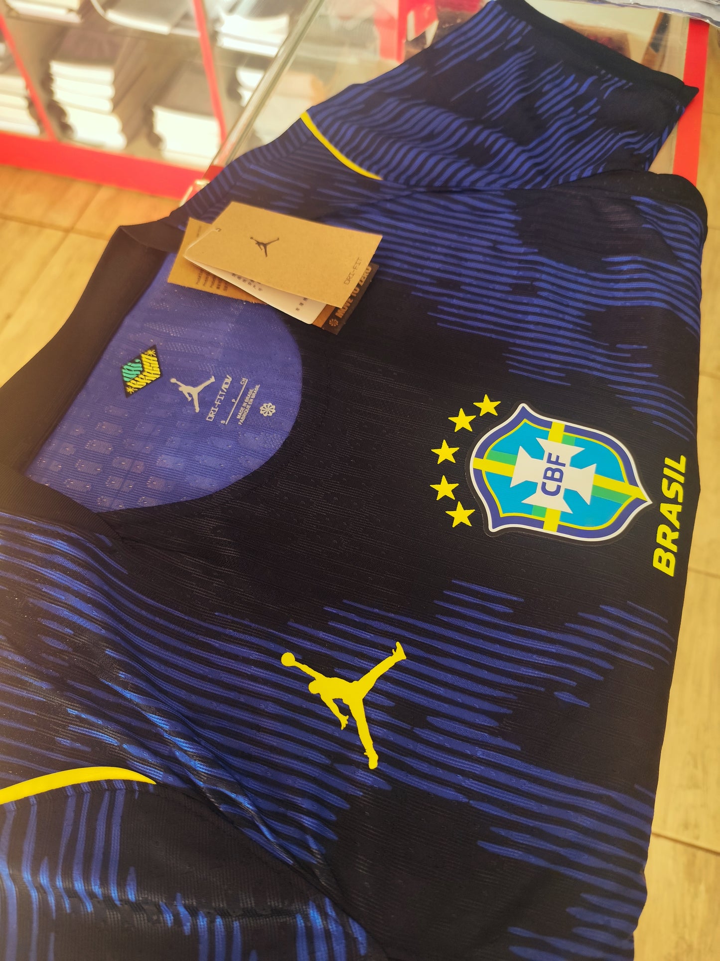 Brasil Visitante V. Jugador Mundial 2026 Tailandesa 1.1