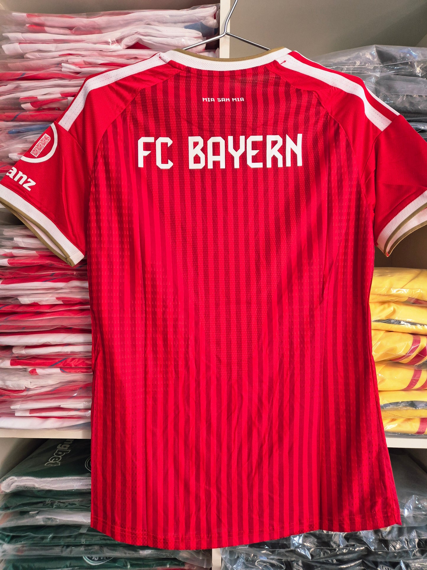 Bayer Munchen 2027 V. Jugador Tailandesa 1.1