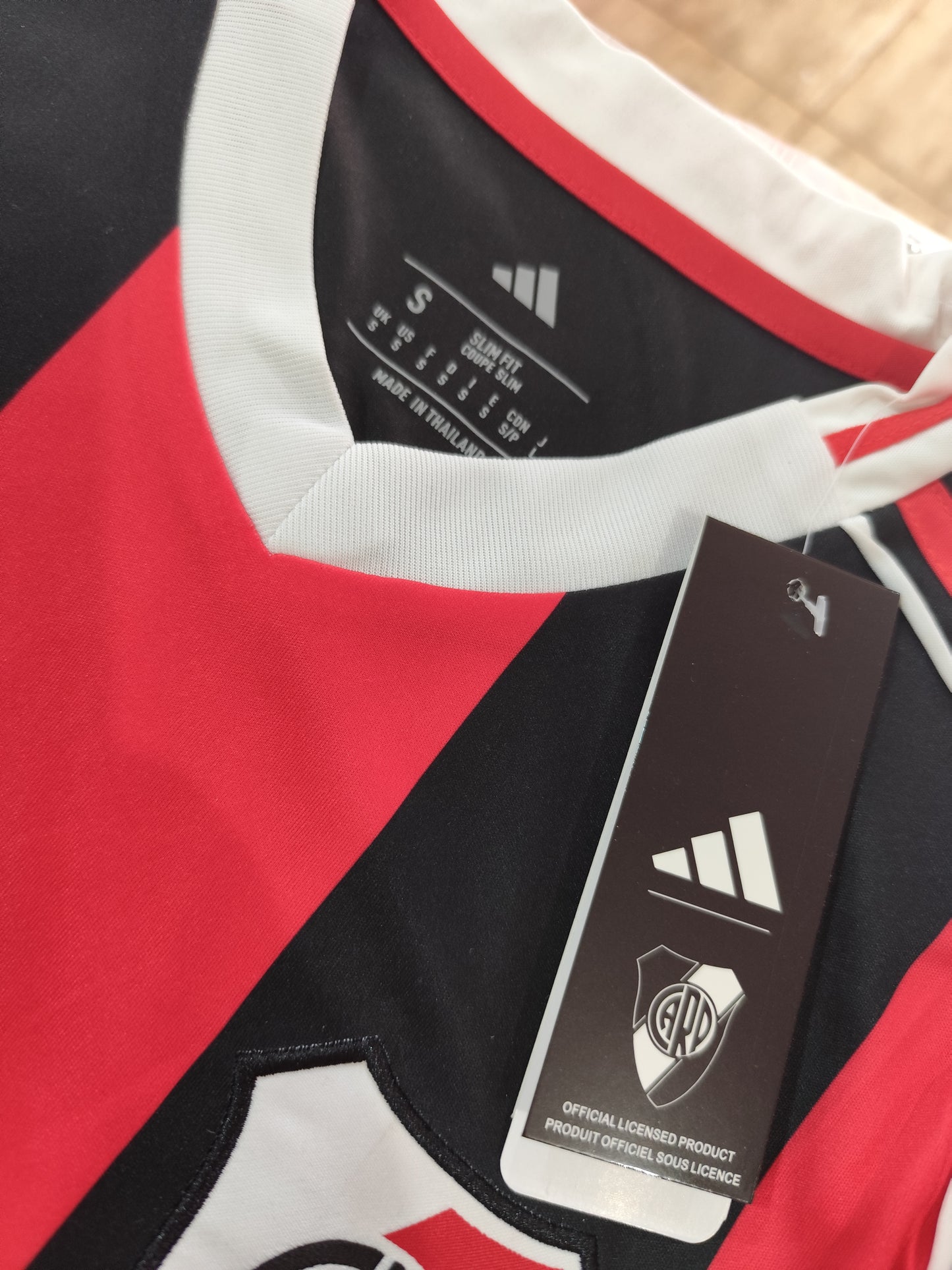 River Visitante Tailandesa 1.1