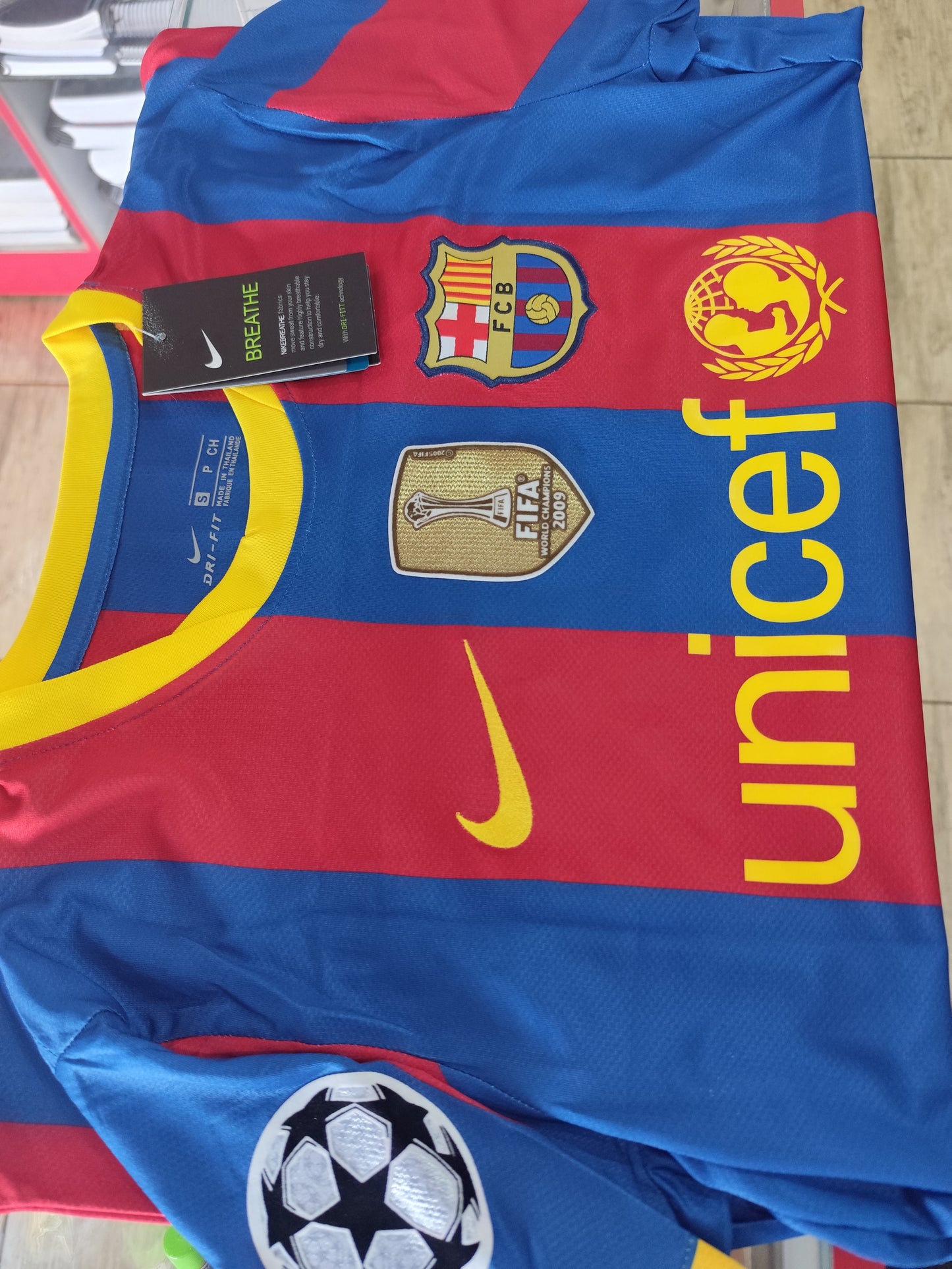Retro Barcelona Messi 2010/2011 Con Parches Tailandesa 1.1