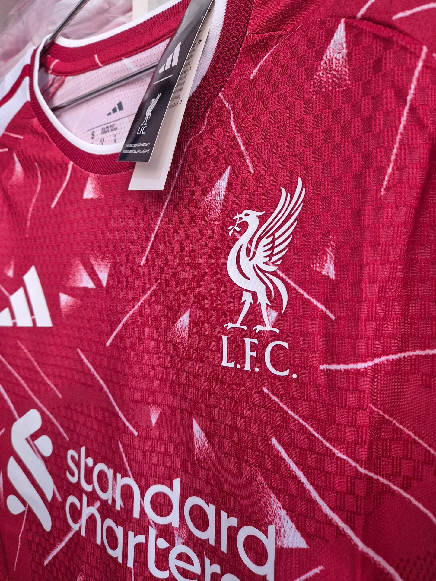Liverpool 2027 V. Jugador Tailandesa 1.1