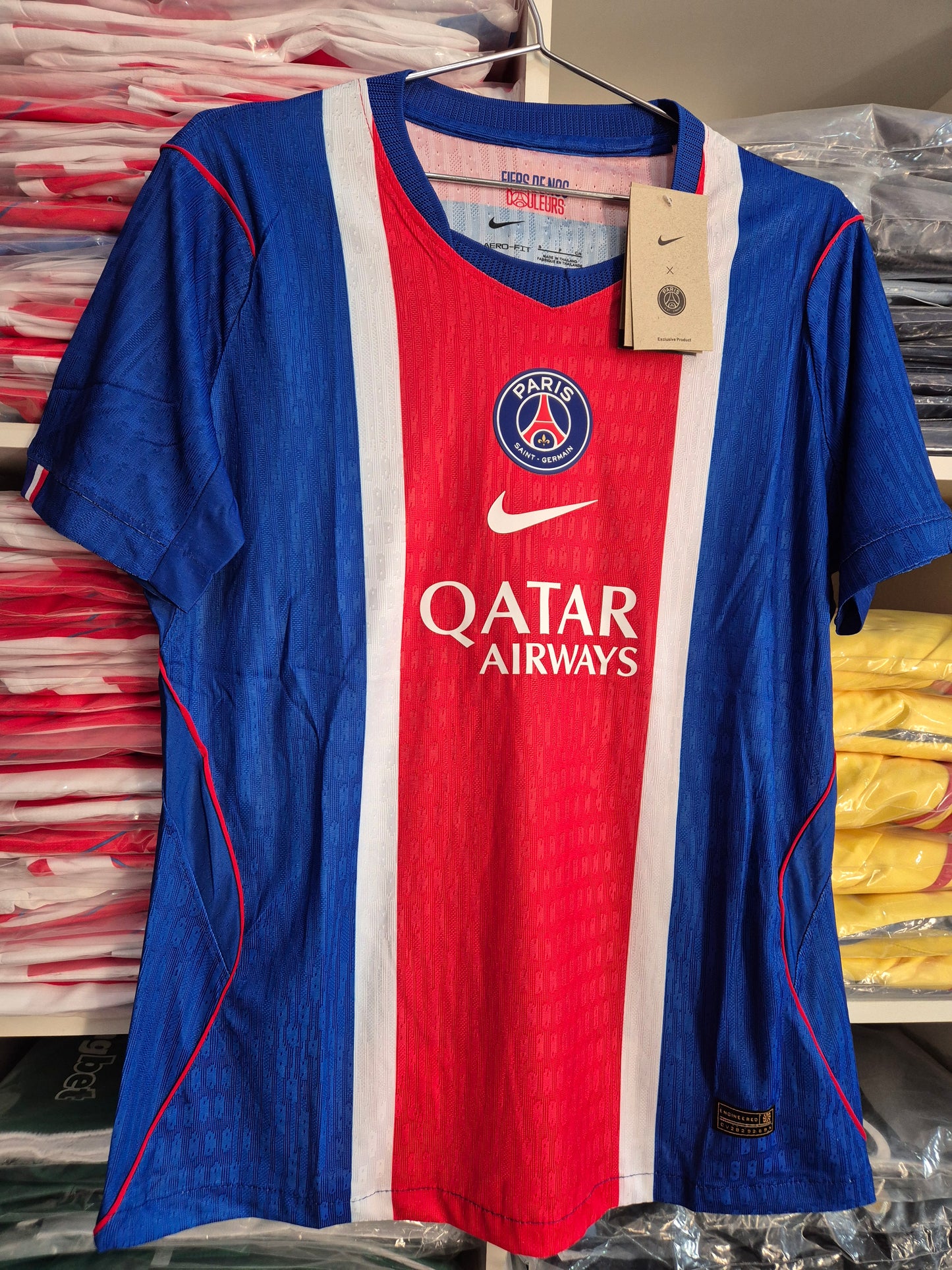 Paris PSG 2027 V. Jugador Tailandesa 1.1