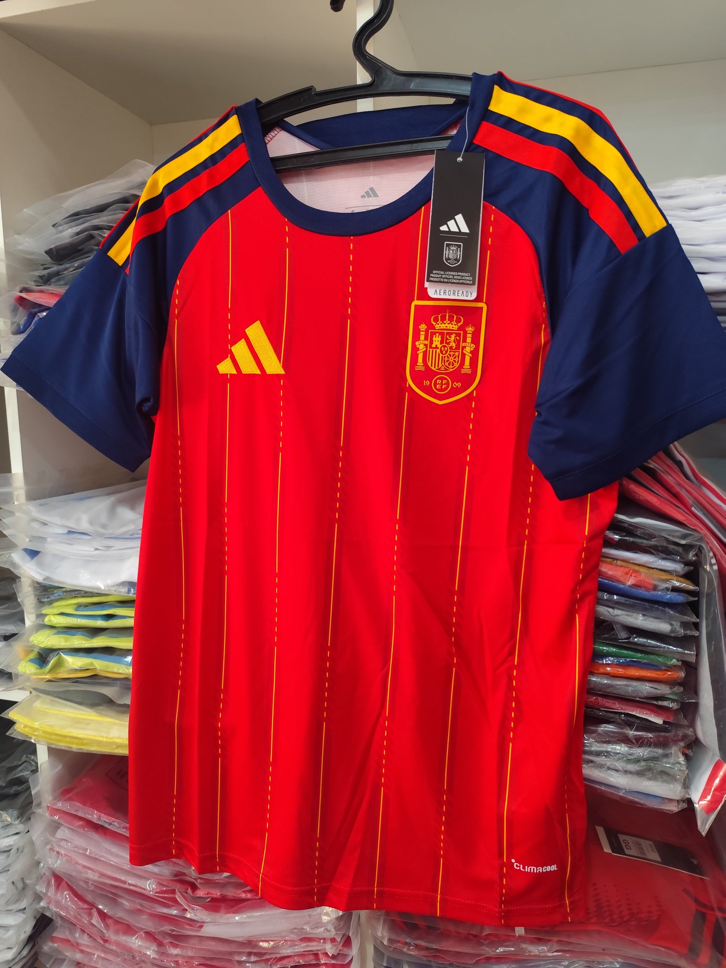 España V. Fan Mundial 2026 Tailandesa 1.1
