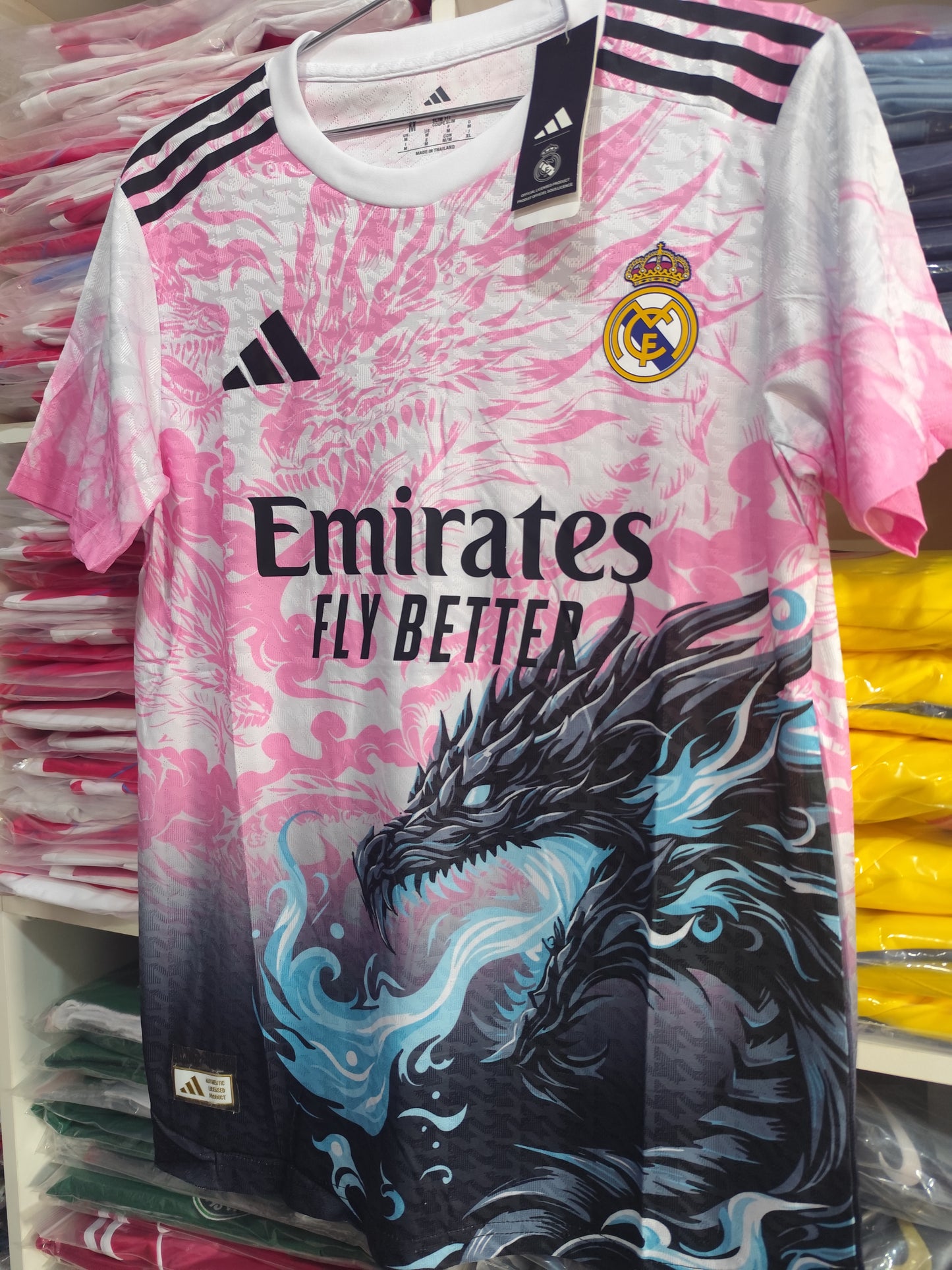 Real Madrid Ed. Dragon Rosa V. Jugador Tailandesa 1.1