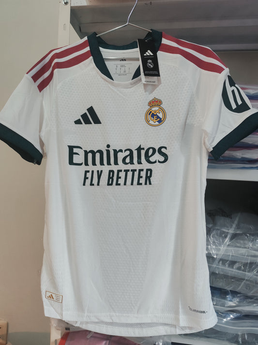 Real Madrid Titular 2027 V. Jugador Tailandesa 1.1